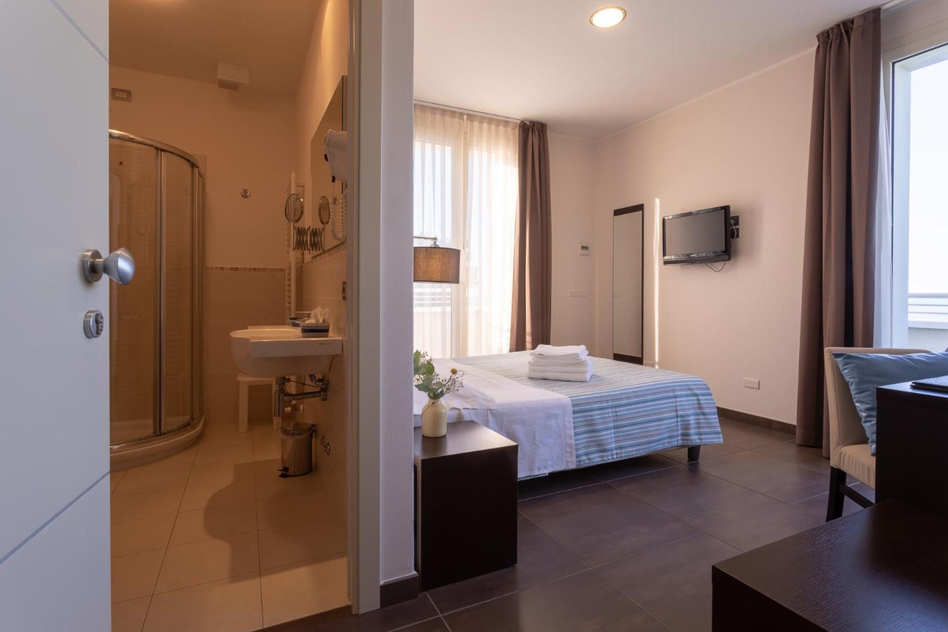 Gimmi Hotel Римини Экстерьер фото